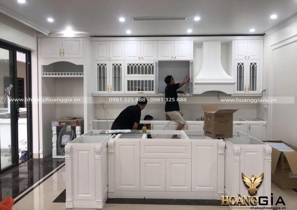 Dự án thi công phòng bếp tân cổ điển sơn trắng nhà anh Hà (Hải Dương)